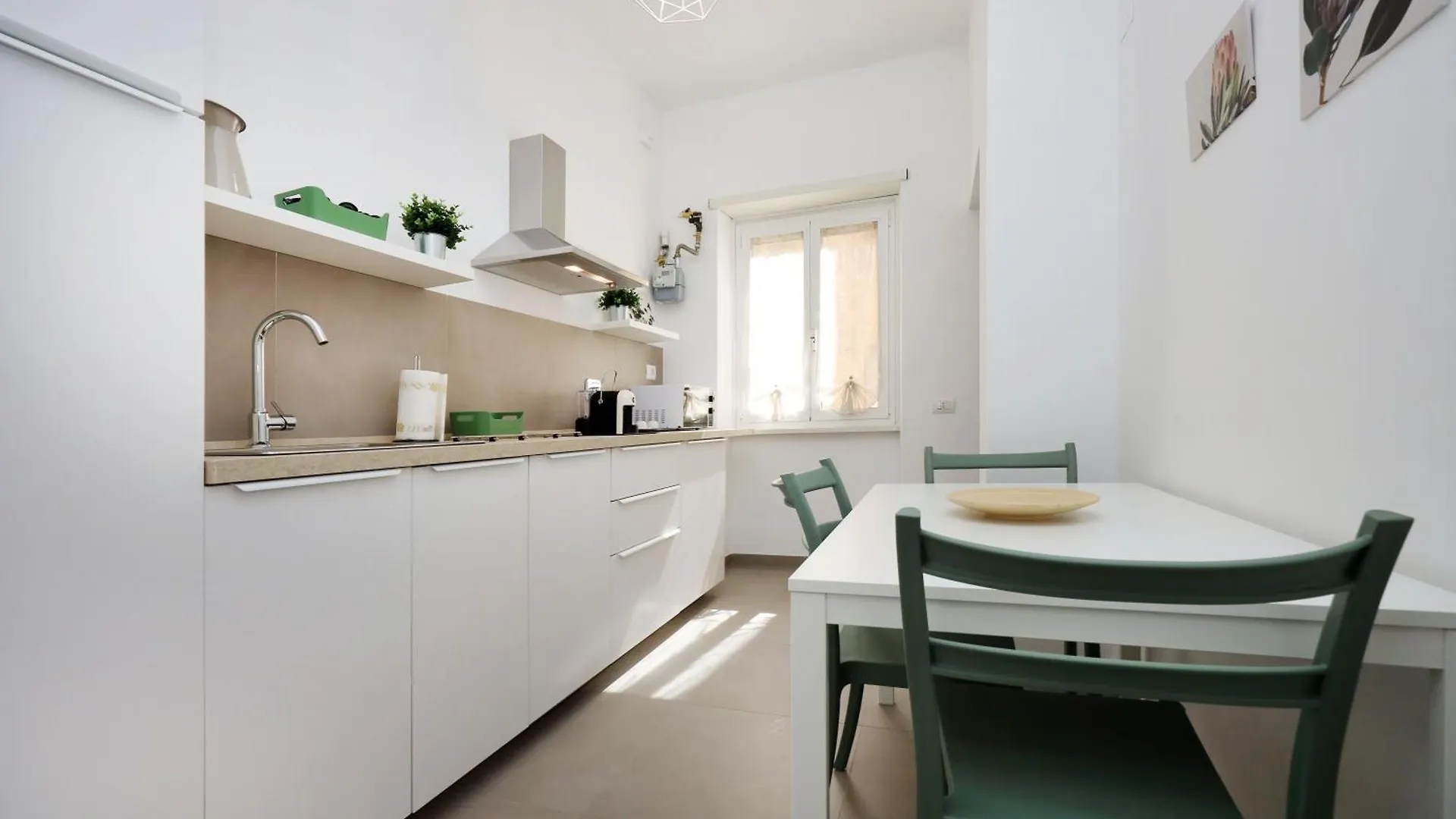 Basilica San Paolo Nuvola Eur Modern Apartment Rome 0*,