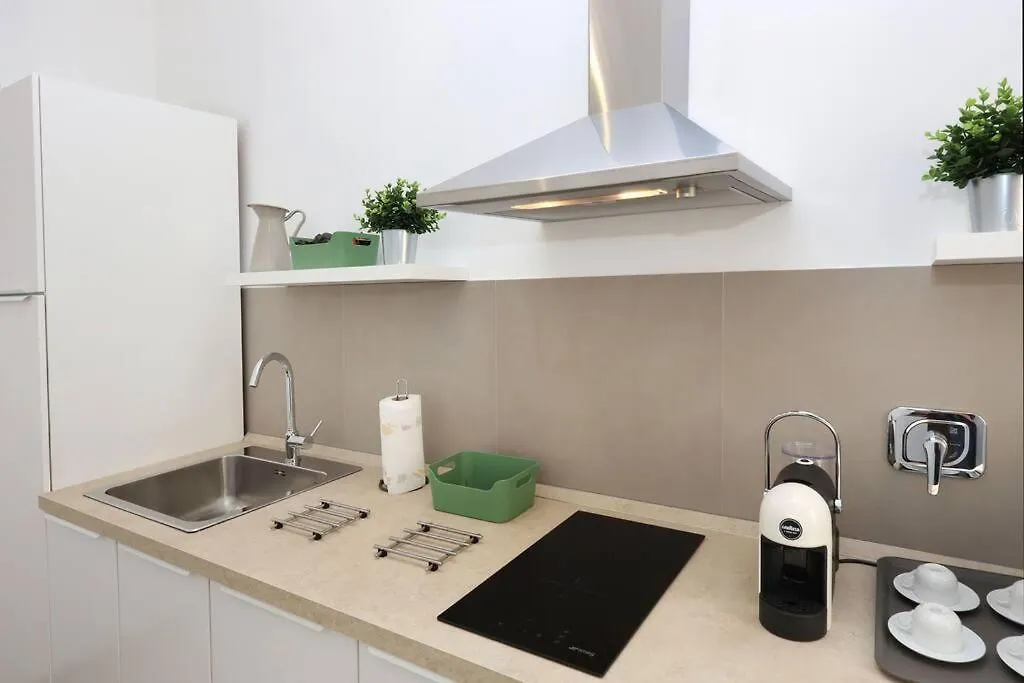 Basilica San Paolo Nuvola Eur Modern Apartment Rome